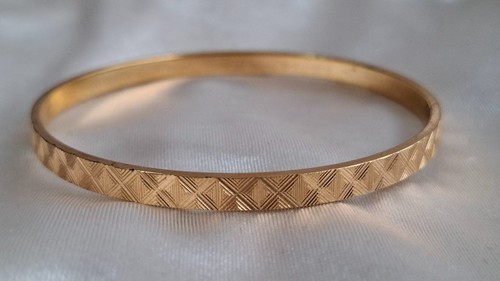Vtg monet goldtone etched - monet,