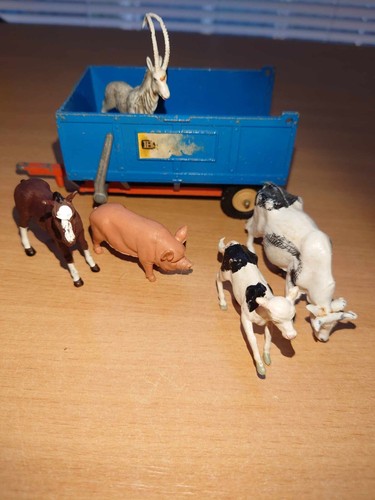 Vintage britains tipping - britains,