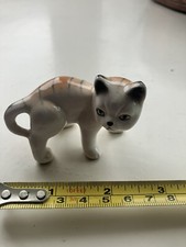 Nw1 Vintage China Ceramic Lovely Cat Figurine White Brown Black Stripes Standing
