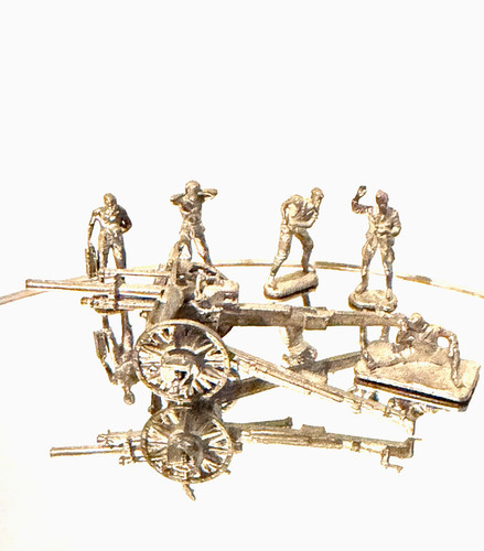 Vintage 25mm white metal wwii - white,