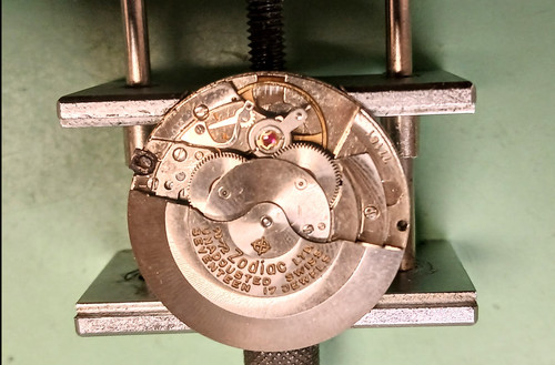 Zodiac cal 72 watch - cal, 70