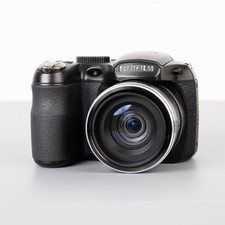 Fujifilm FinePix S2950 14MP