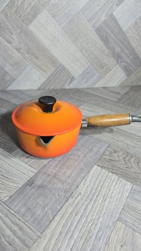 Creuset cast iron - cast,