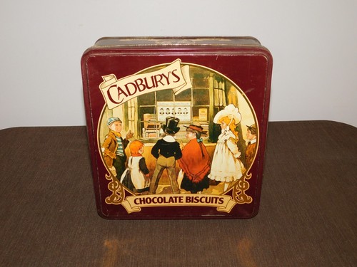 Vintage kitchen x 3 - 9",