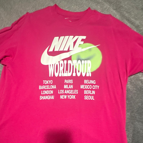 Nike the tee world - nike, tour