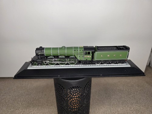 Corgi rail legends 120 lner - corgi, 1:120