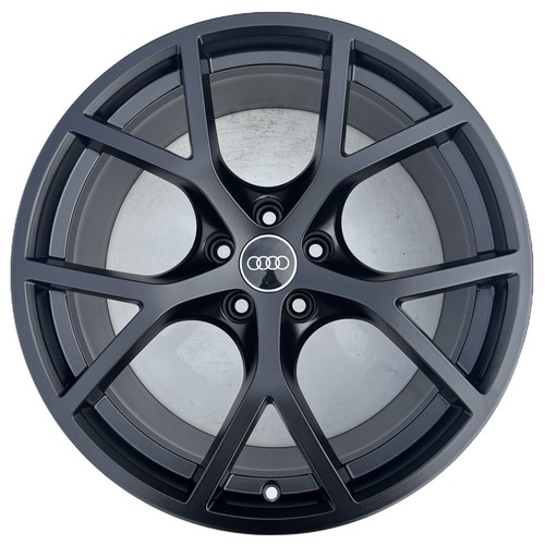 Genuine audi rs3 8y - 19”,