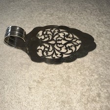 EDWARDIAN ANTIQUE RARE EPNS CAKE SERVER  IN WELL USED ANTIQUE CONDITION.