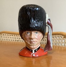 Vintage 1986 ROYAL DOULTON 4" Small Character Toby Jug D6771 ‘The Guardsman’ VGC