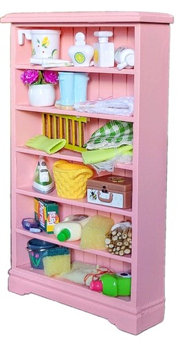 Miniature dolls house - dolls,