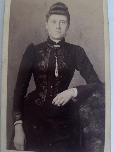 Cdv victorian woman - cdv,