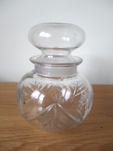 Vintage cut glass jar with - cut,