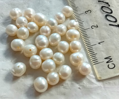 Job lot light - 30, cream
