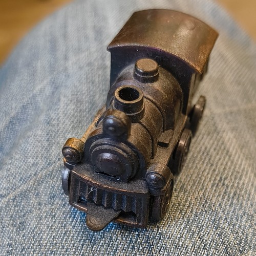 Vintage die cast - , metal