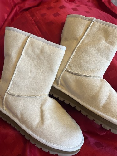 Ladies skechers fur lined - fur,