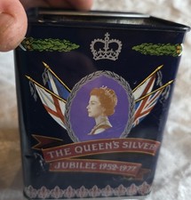 Vintage Jacksons of Piccadilly tea tin -Queen Elizabeth S. Jubilee 1977 ( Bx 212