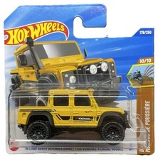Hot Wheels '15 LAND ROVER DEFENDER DOUBLE CAB 2025 HW DIRT #179 Yellow MINT