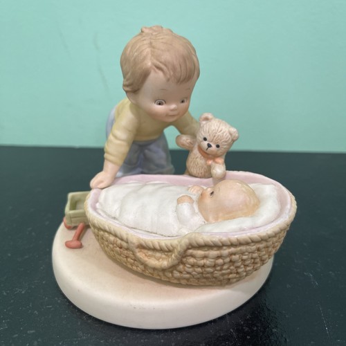 Mabel lucie attwell figurine - lucie,