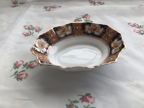 Royal albert heirloom - heirloom, pattern