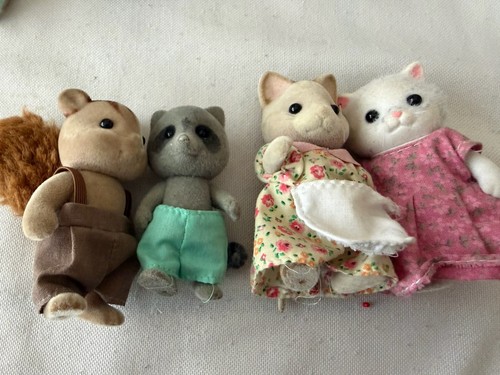 Sylvanian families bundle - families,