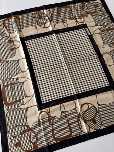 Aquascutum silk scarf - aquascutum, 85cm
