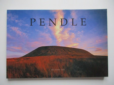 SIGNED Alastair Lee PENDLE Landscape Photography PENDLE HILL Paperback 2009 1st