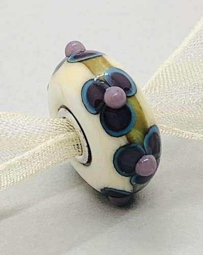 Trollbeads retired flower - retired,