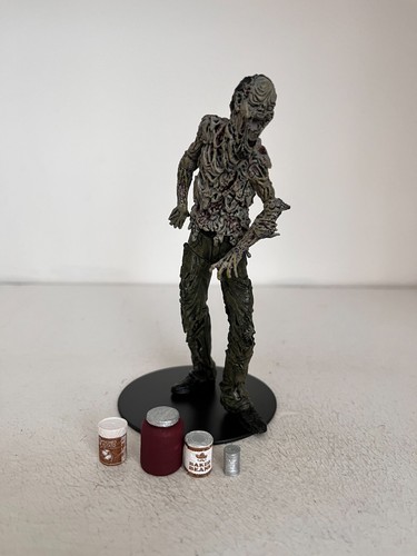 Mcfarlane toys the walking - mcfarlane,