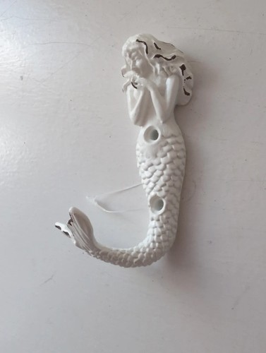 Wall hanging white metal - wall,
