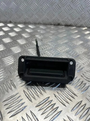 Mercedes benz w204 tailgate - mercedes-benz,