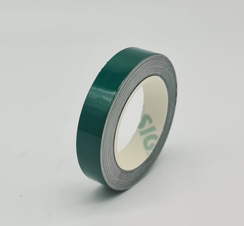 Decorative strip reflective