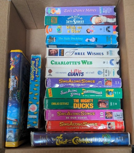 Childrens vhs tapes lot - childrens, of