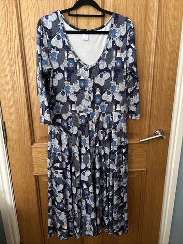 Carolina dress room size - room, 1