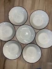 One 6.5 inch cereal bowl from