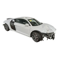 AUDI R8  BREAKING V10 QUATTRO