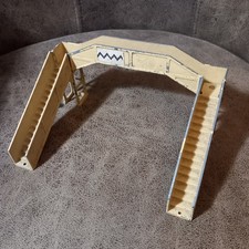 HORNBY DUBLO D1 FOOTBRIDGE