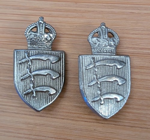 Vintage pair kings crown wwii - vintage,