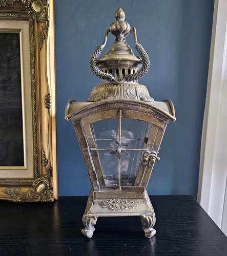 Antique style gold metal - gold,