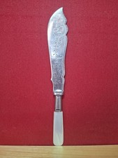 Ornate Edwardian Pearl Handle