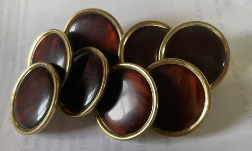 Tortoiseshell effect buttons - effect,