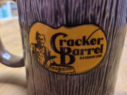 Cracker barrel old country - old,