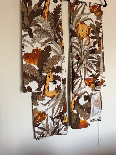 Vintage 70s jungle safari