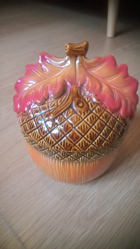 Laura ashley large pottery - laura,
