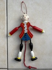 Wooden Pull-String Jumping