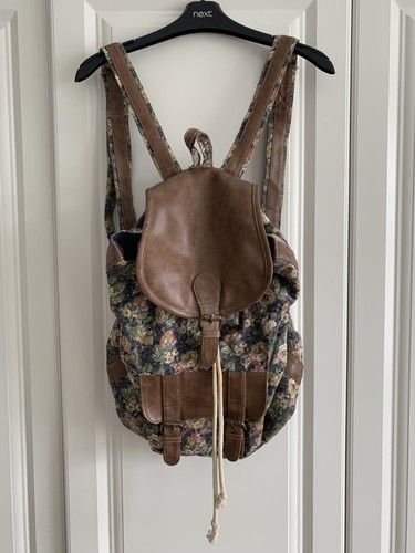Accessorize floral and - floral,