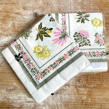 2 x PAT ALBECK GARDEN HERBS 2