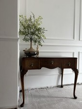 Vintage Queen Anne Style