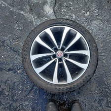 Fiat Tipo 2017 Alloy wheel & tyre 225/45/R17 PCD100 ET41 7Jx17 5 stud