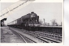 Chelford railway station - chelford,