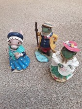 TALES OF HONEYSUCKLE HILL